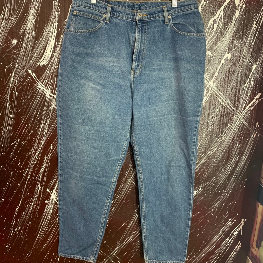 Faded Glory Vintage High Waisted Mom Jeans Medium Wash Tapered Leg 3858WA14692